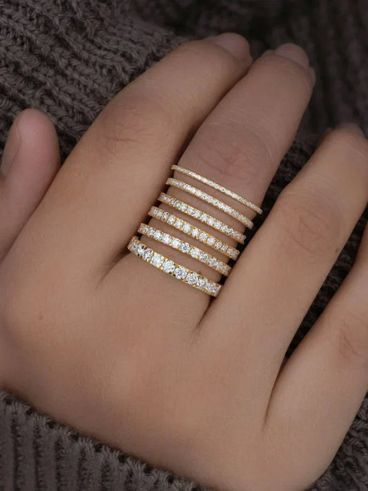 Eleganter, schmaler Ring, verschiedene Designs