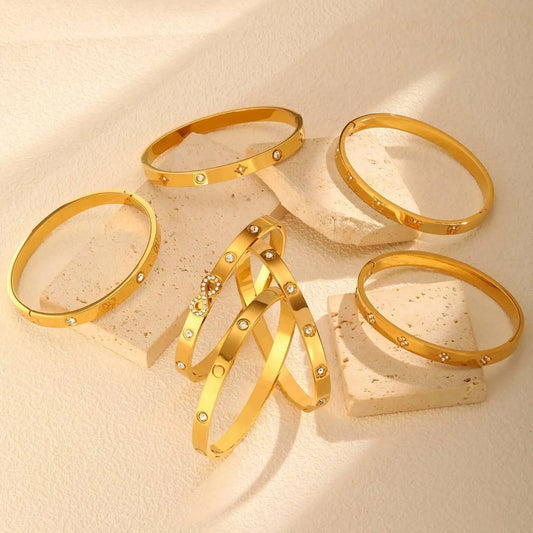 Eleganter Armreif in verschiedenen Designs